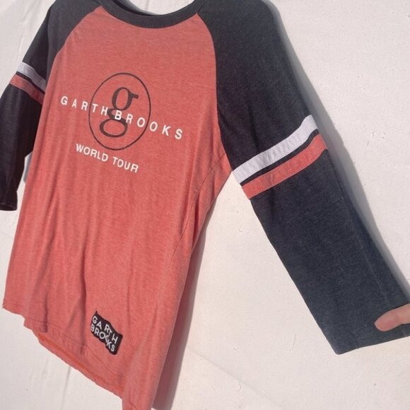 5/$25 GARTH Brooks World Tour Pink Charcoal Grey 3/4 Sleeve Henley T Shirt - Picture 8 of 12